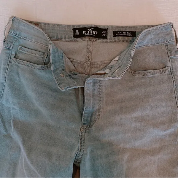 Hollister ultra high rise skinny jeans - Image 6