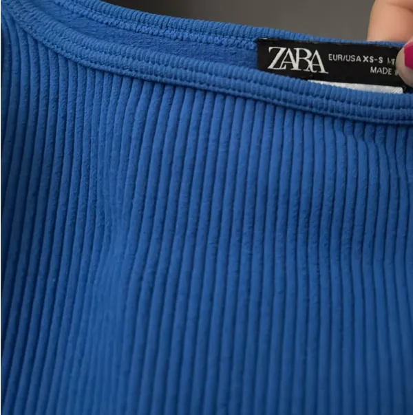 ZARA Cropped Tank Top Ribbed Electric Blue XS-S - Image 3