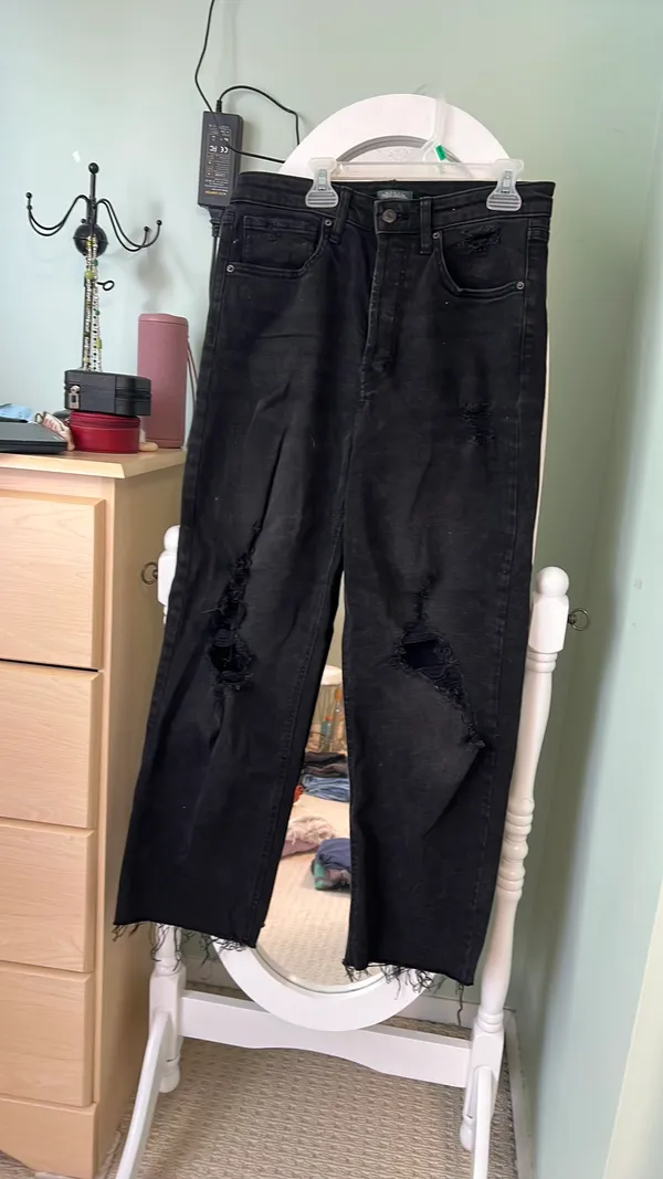Wild Fable Distressed High-Waisted Jeans - Image 5