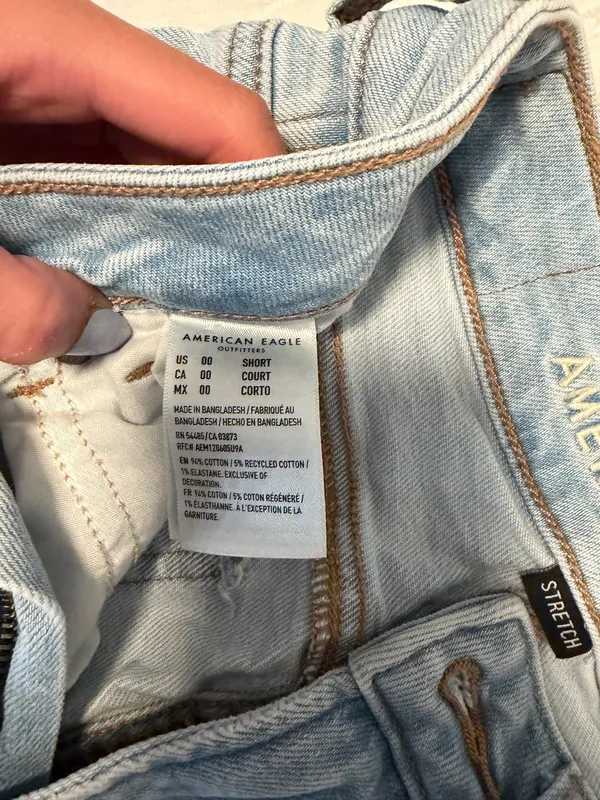 American Eagle Jeans - Image 4