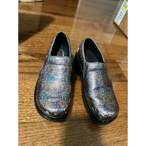 Klogs Naples Size‎ 7M Women's Slip Resistant Work Shoes Multi Triangle Black Size 7 - Image 2