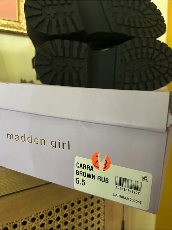 Madden‎ Girl Carra Boots Lace Up Combat Lug Sole Brown Rub Grunge NEW Size 5.5 - Image 9