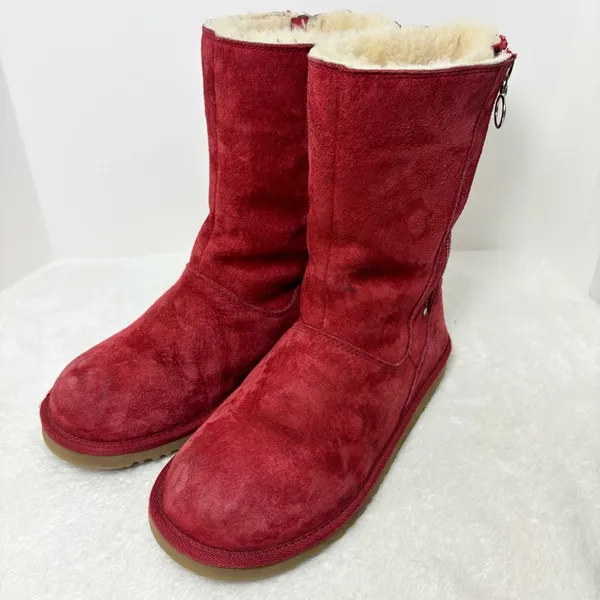 UGG Australia Peyton Red Boots with Rainbow‎ Zippers Size 5 - Image 6