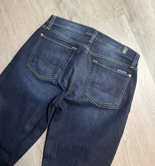 7 For All Mankind genevere skinny jeans - Image 4