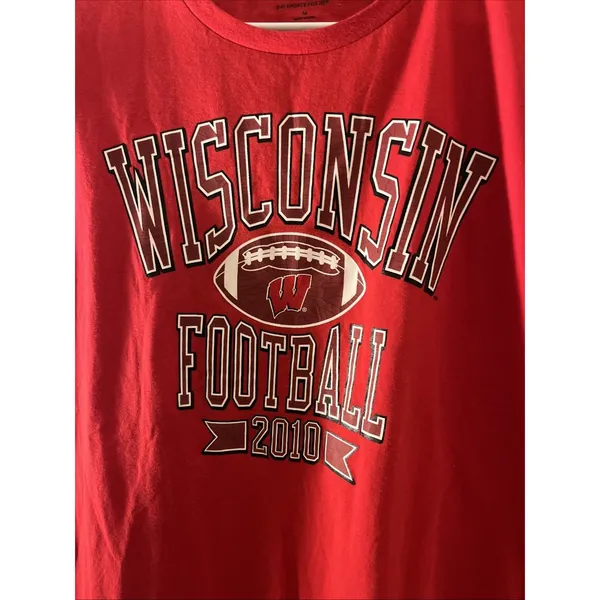 Wisconsin Badgers 2010 Football Schedule T-Shirt G-III For Her Red Womens Size M - Image 4