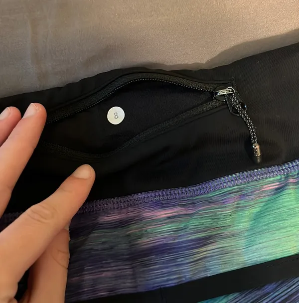 Lululemon Speed Up Shorts 2.5 - Image 4