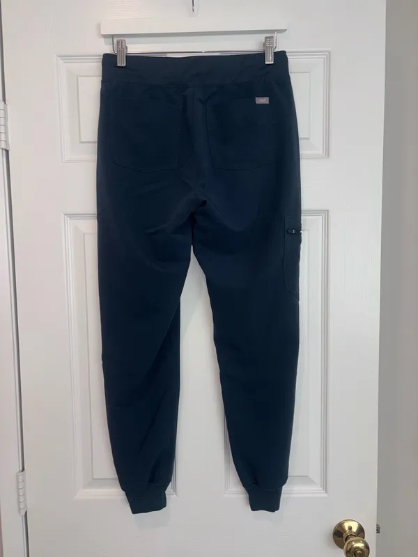 FIGS Zamora Jogger Scrub Pants - Image 3