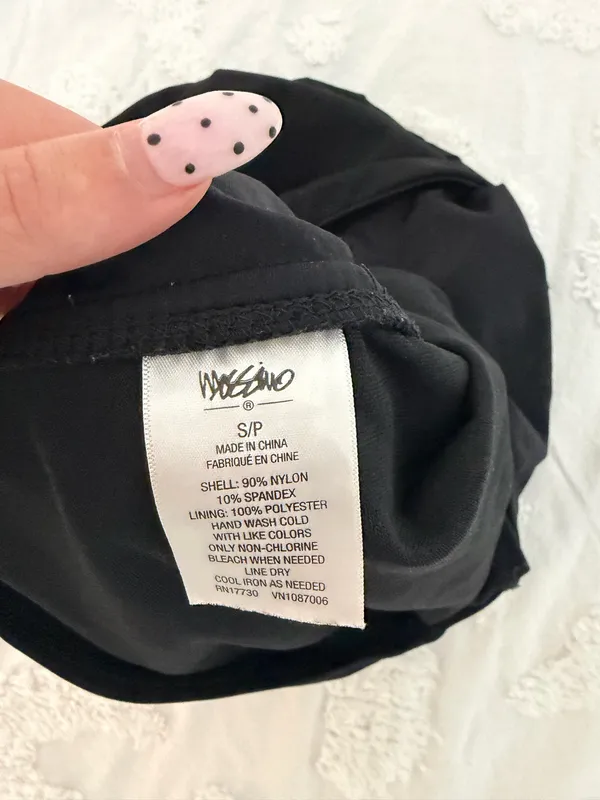 Black swim skirt - Image 3