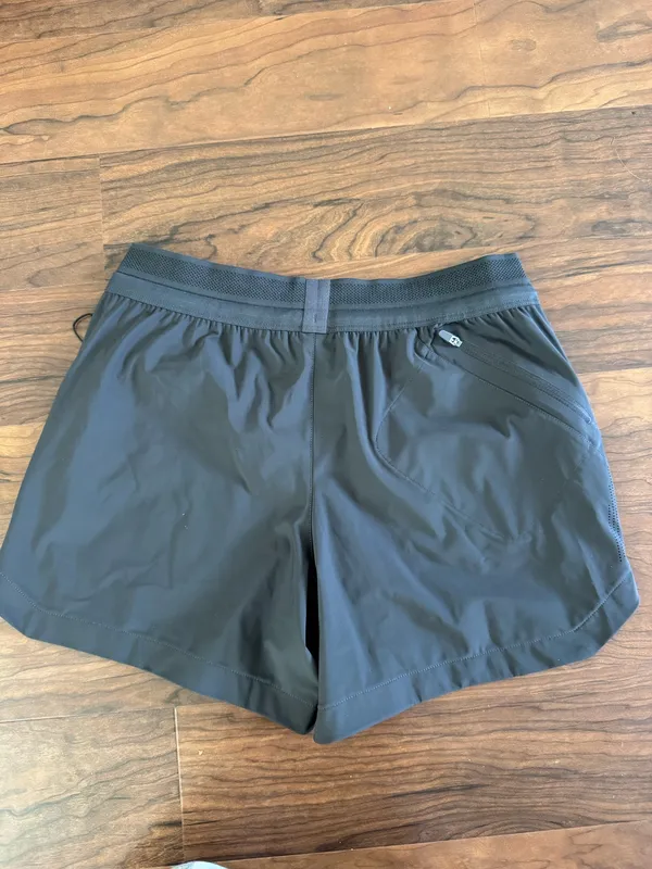 Men’s black Haus shorts - Image 2