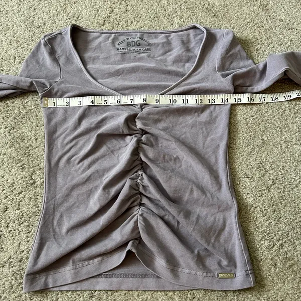 BDG‎ Urban Outfitters Ruched Front Long Sleeve Top Lilac Purple Size M - Image 5