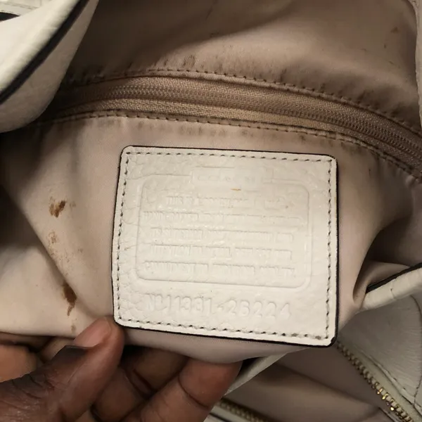 Coach 26224 Beige Phoebe Pebble Leather Shoulder Hand Bag Purse - Image 10