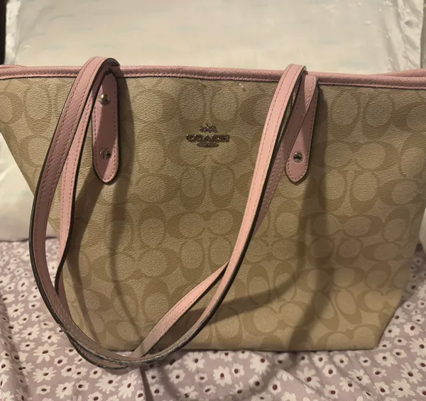 Pink - Image 4