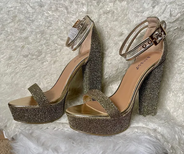 Bamboo Beautiful Gold glam Party Wedding Prom metallic glittery felt platform high chunky heels - Image 4