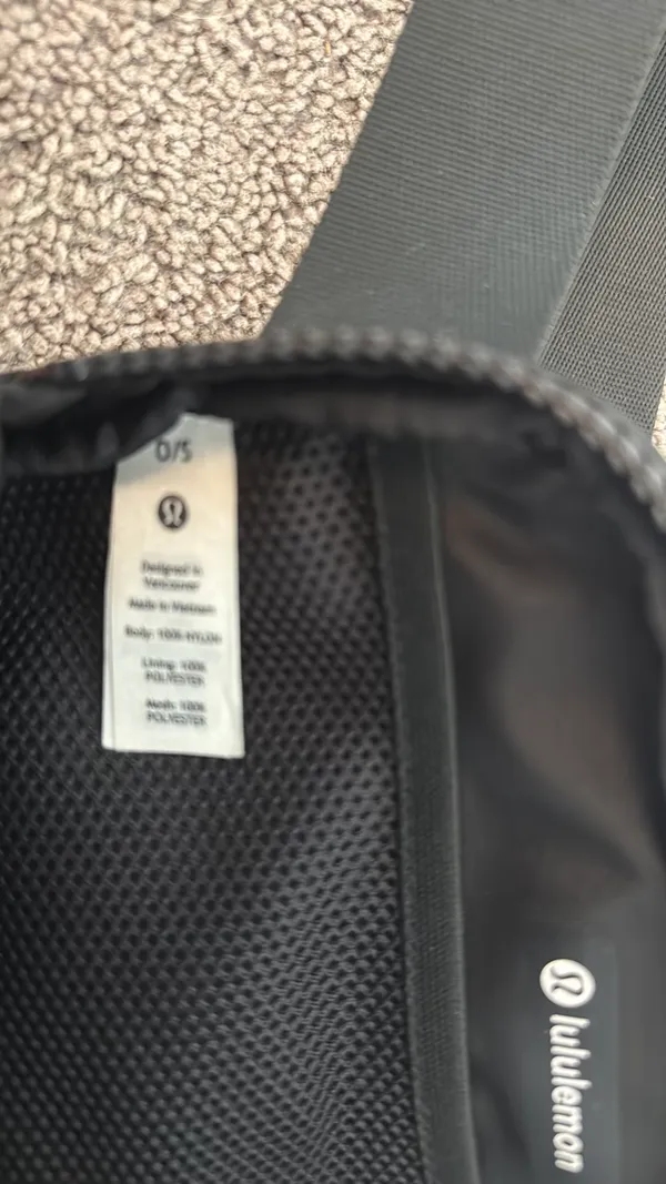 Lululemon Belt Bag - Image 4