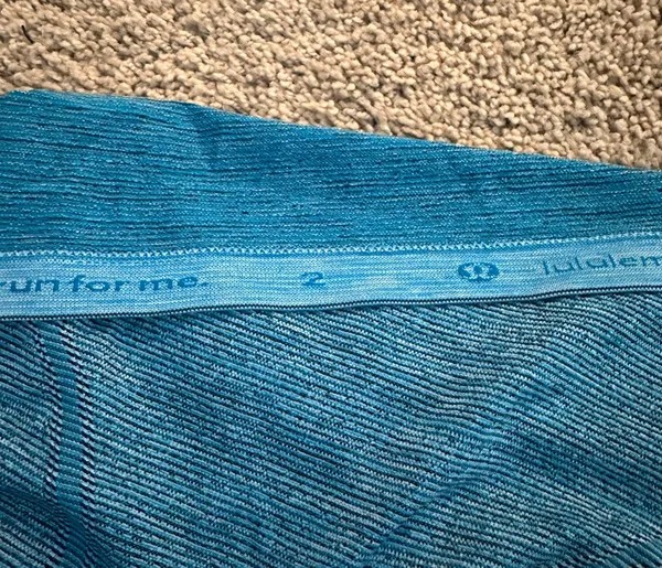 Lululemon Swiftly Tech Long Sleeve - Image 4