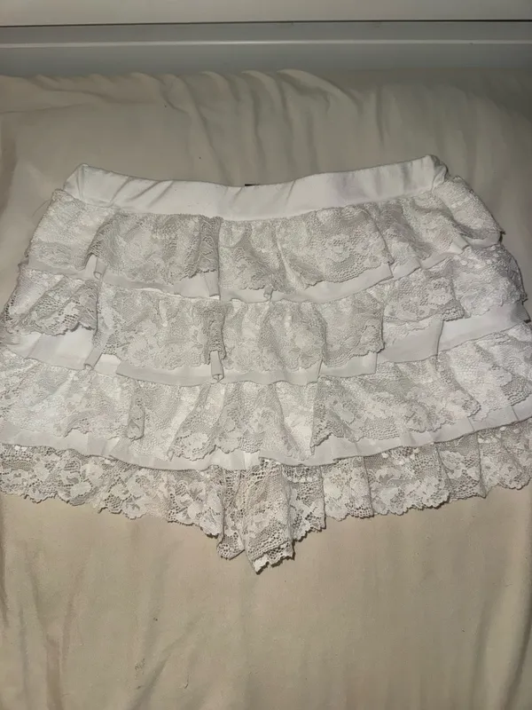 Shein White Shorts - Image 3