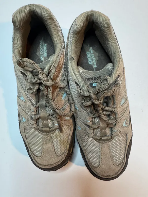 New Balance Womens 606 WW606BR Size 8.5 Sneakers - Image 2