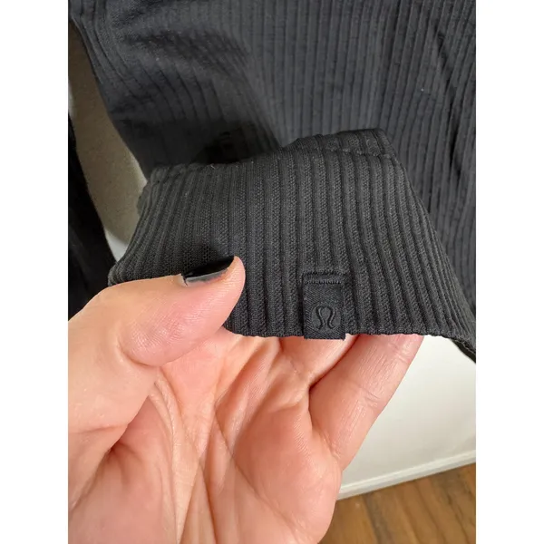 Lululemon Black Ribbed Long Sleeve Thumbhole‎ Crew Neck Activewear Top - Image 4