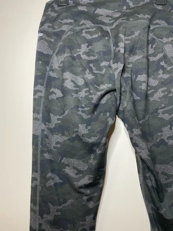 FABLETICS "Powerhold" Charcoal Black Camo Athletic Leggings SZ large $ 84.95 - Image 2