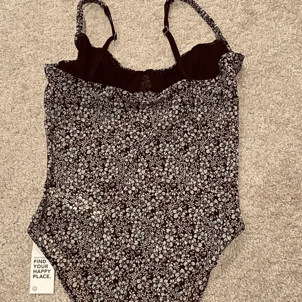 Hollister Bodysuit NWT - Image 2