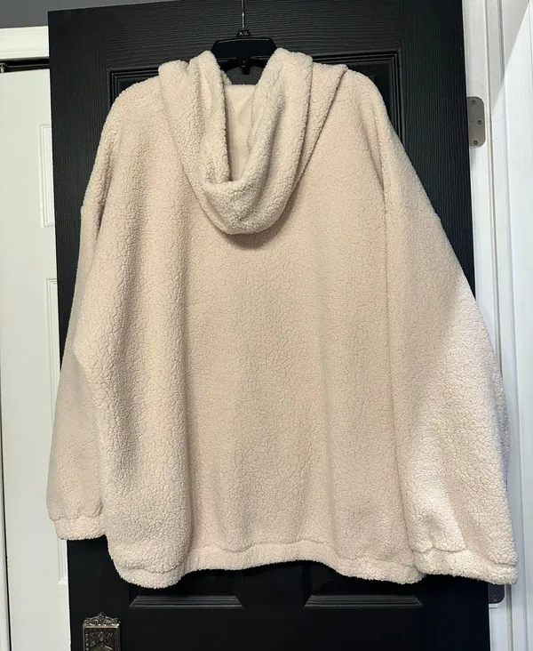 Hooded Sherpa - Image 2