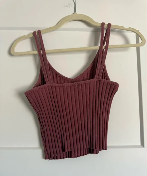 Charlotte Russe Pink crop top - Image 2