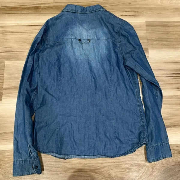 Harley Davidson Blue Long Sleeve Button Up Top Women’s Small - Image 4