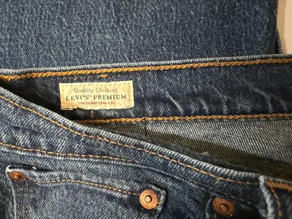 Levi’s Wedgie Straight Jeans - Image 4