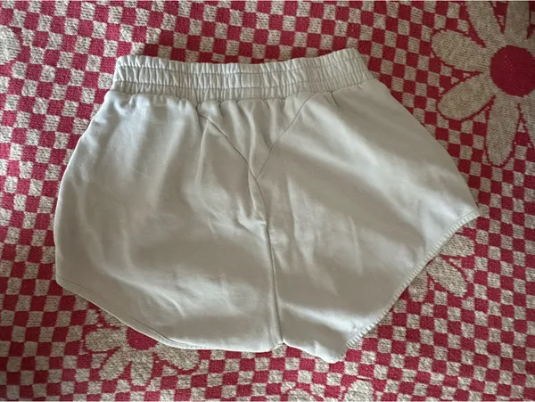 Gymshark Shorts - Image 2
