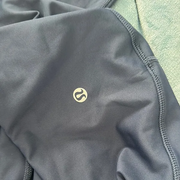 Lululemon Navy Blue Leggings - Image 3