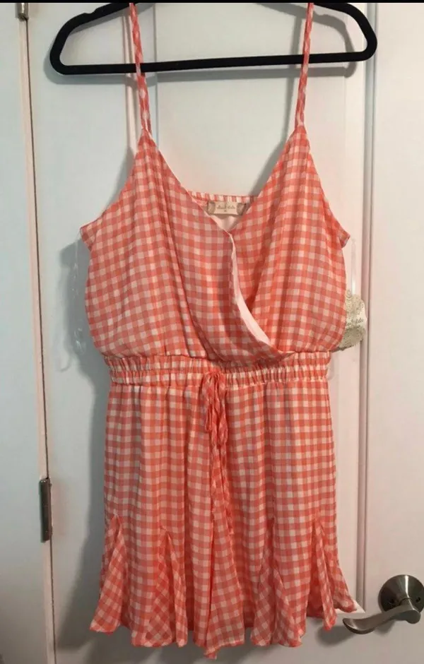 New altar’d state coral plaid romper - Image 2