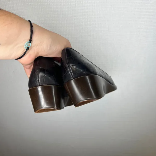 Aerosoles Dark Brown Croc Embossed Wedge Loafers Square Toe Shoes Womens 8.5 - Image 4