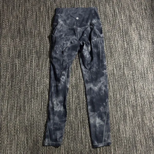 Lululemon Align Legging with Pockets 25" Nulu Diamond Dye Graphite Grey Sz 4 - Image 2
