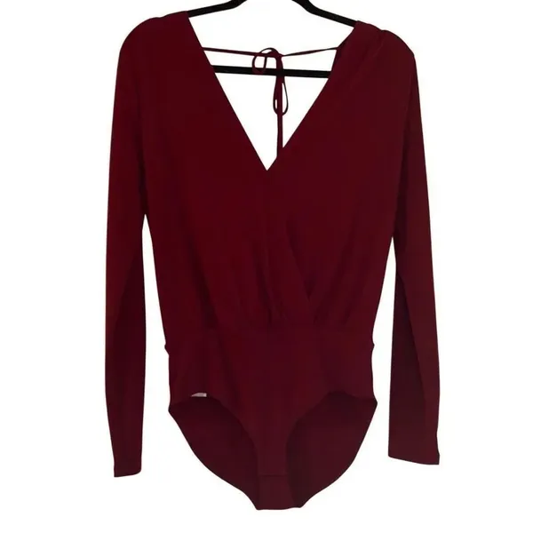 Bcbg Generation burgundy wrap bodysuit top M Red Size M - Image 2