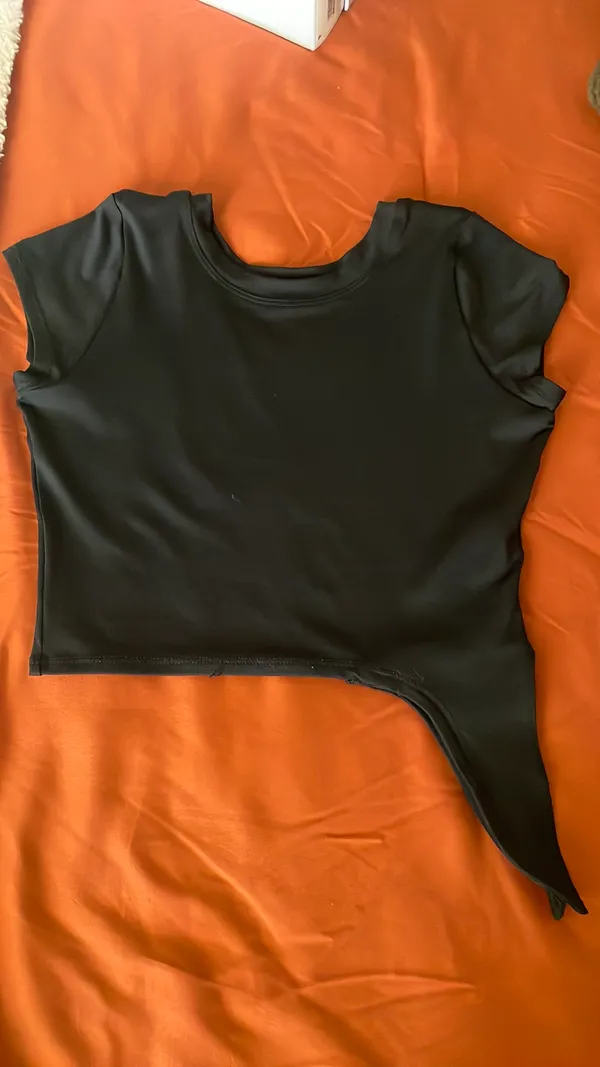 Bombshell, black side tie top - Image 2