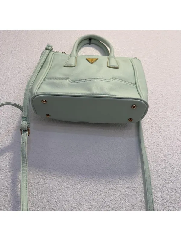 Guess Mint Green Mini Satchel Crossbody with removable shoulder strap! - Image 6