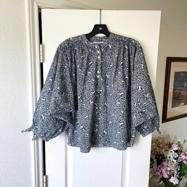 Doen O’Keeffe Blouse Prancing Fawn Floral Cotton Blue Cream Small‎ NWT - Image 2