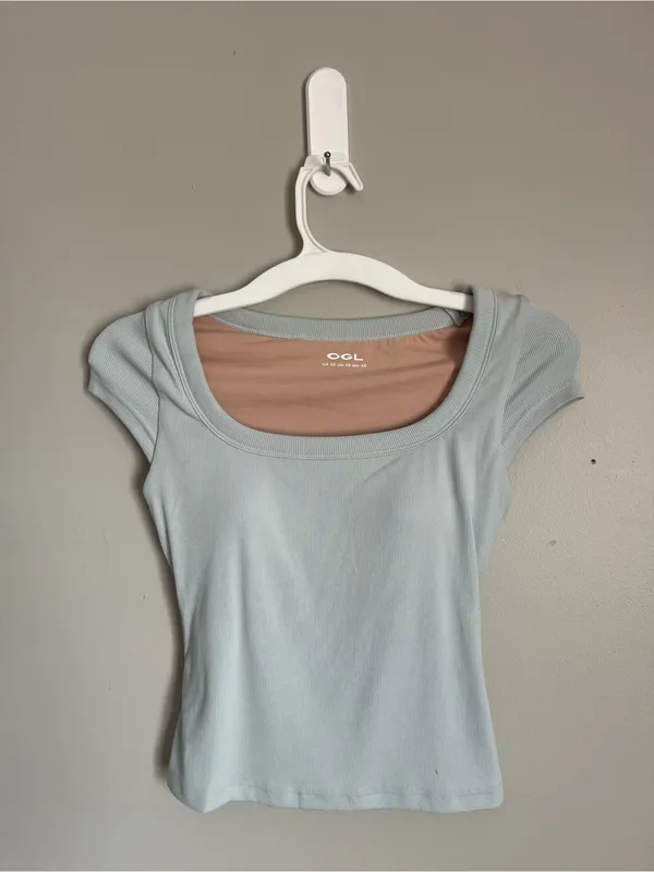 OGLMove | Pale Blue Scoop Neck Short Sleeve Padded Fitted Top Sz XS - Image 2