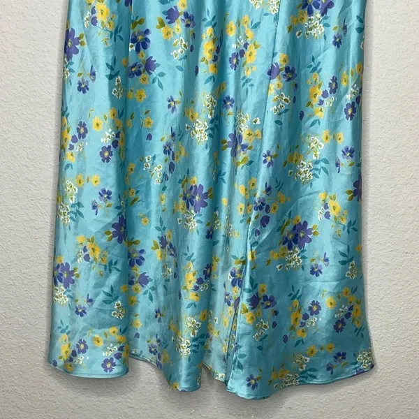 Victoria's Secret‎ Floral Negligee - Image 4