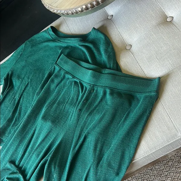 Stars Above Green Sparkly Two Piece Pajamas Set Size XXL - Image 5