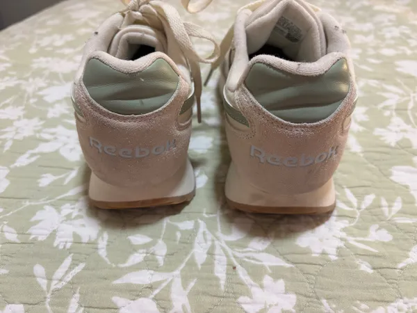 Reebok Sneakers - Image 4