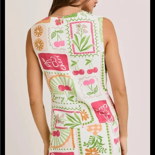 Le lis Sleeveless Printed Top and skirt in White with Pink & Green set - Image 3