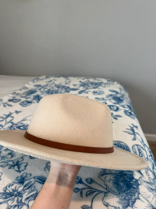 Cream Hat Brown - Image 3