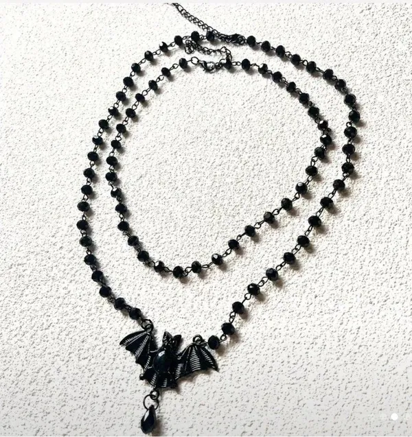 Black bat necklace with beaded details - gothic style #gothic #witchy #emo - Image 3