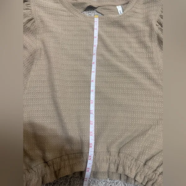 Glam Women's Taupe Waffle Knit Long Sleeve Top size M - Image 10