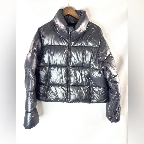 Old Navy M Metallic Dark Gray Puffer Jacket - Image 8