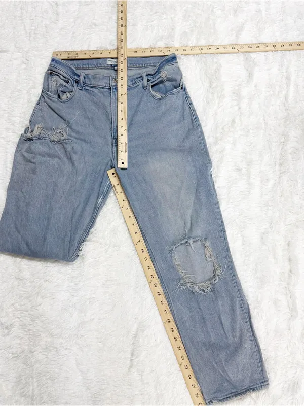 Abercrombie & Fitch Curve Love ’90s Straight Jeans 31/12S Ultra High Rise - Image 4