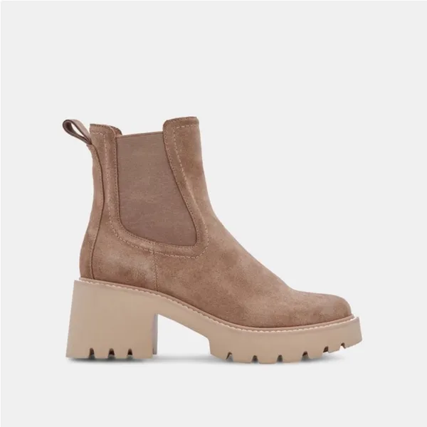 Dolce Vita Chelsea Boots Tan Size 9.5 - Image 2