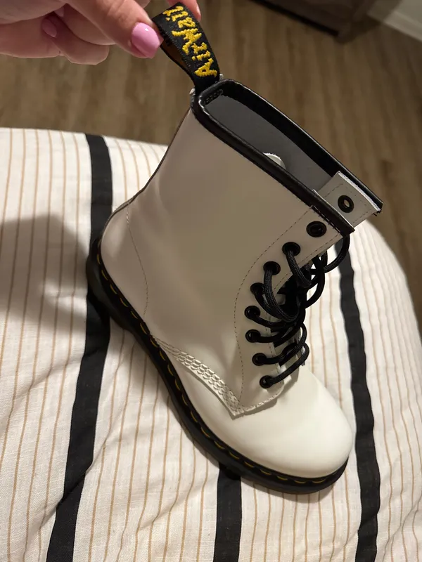 Dr. Martens Boots 1460 Women’s - Image 6