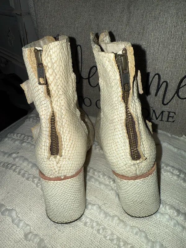 FREEBIRD by Steven Booties Leather - Image 6